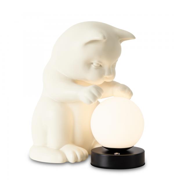 Настольный светильник Freya FR5607TL-01W